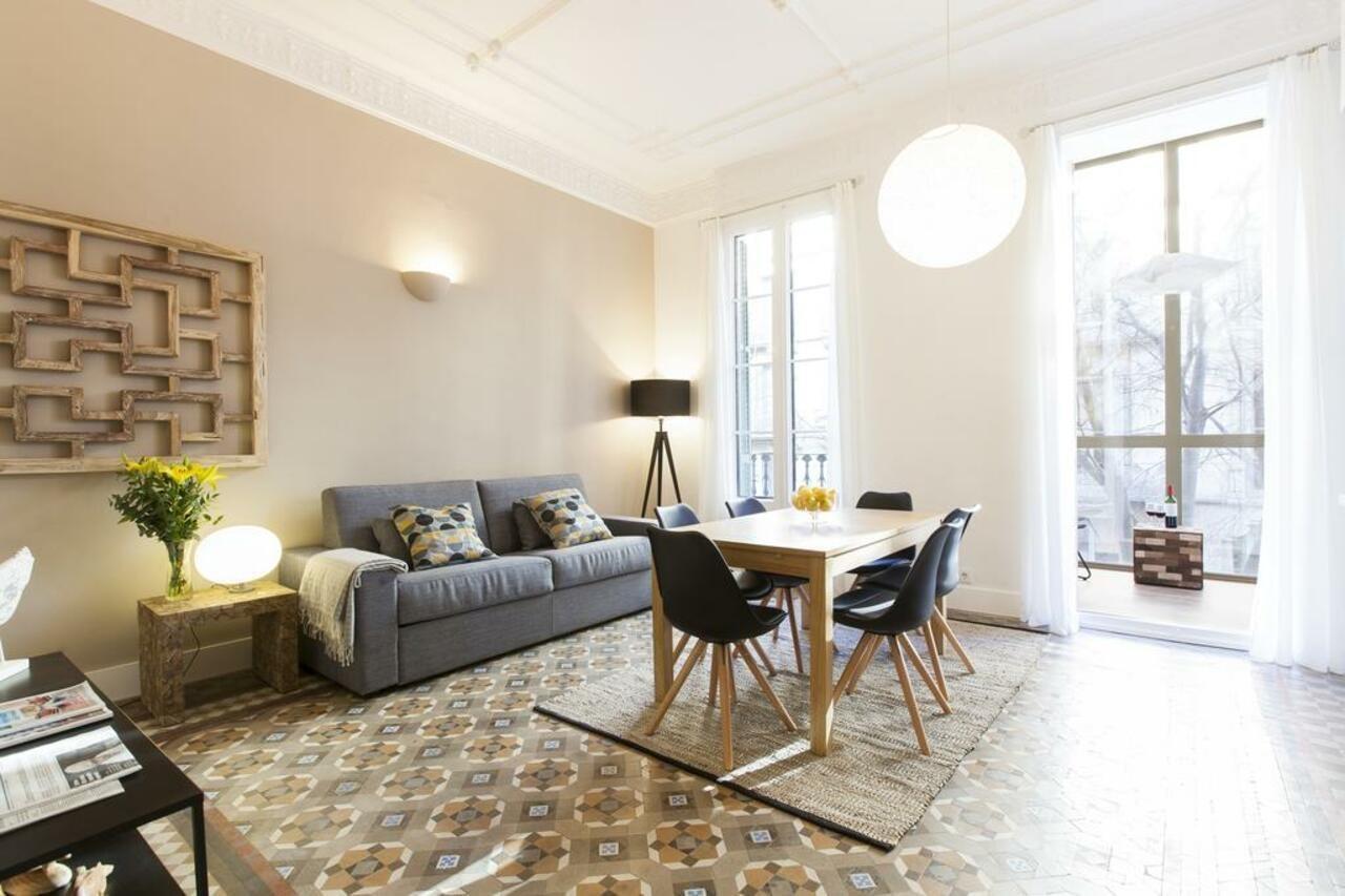 Aspasios Urquinaona Apartments Barcelona Luaran gambar
