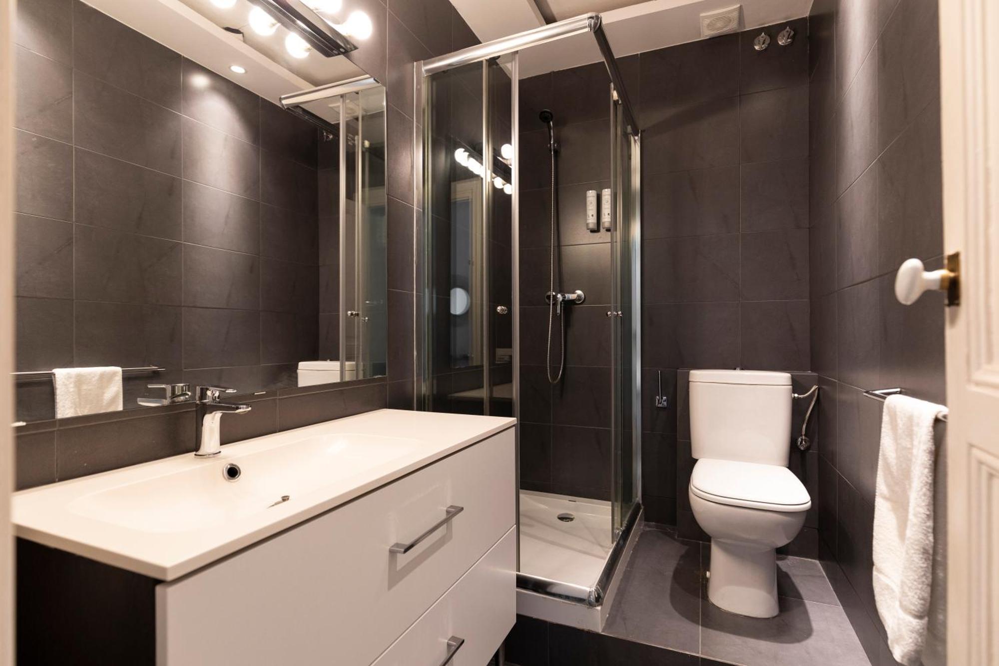 Aspasios Urquinaona Apartments Barcelona Bilik gambar