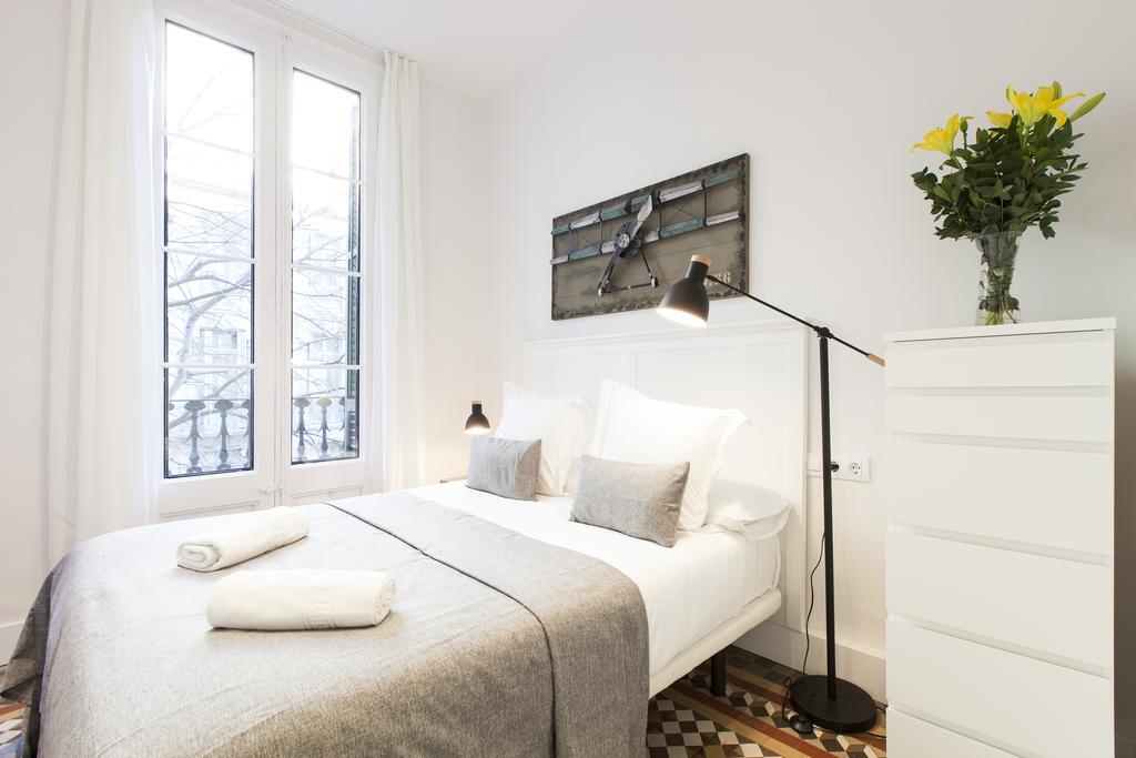 Aspasios Urquinaona Apartments Barcelona Luaran gambar